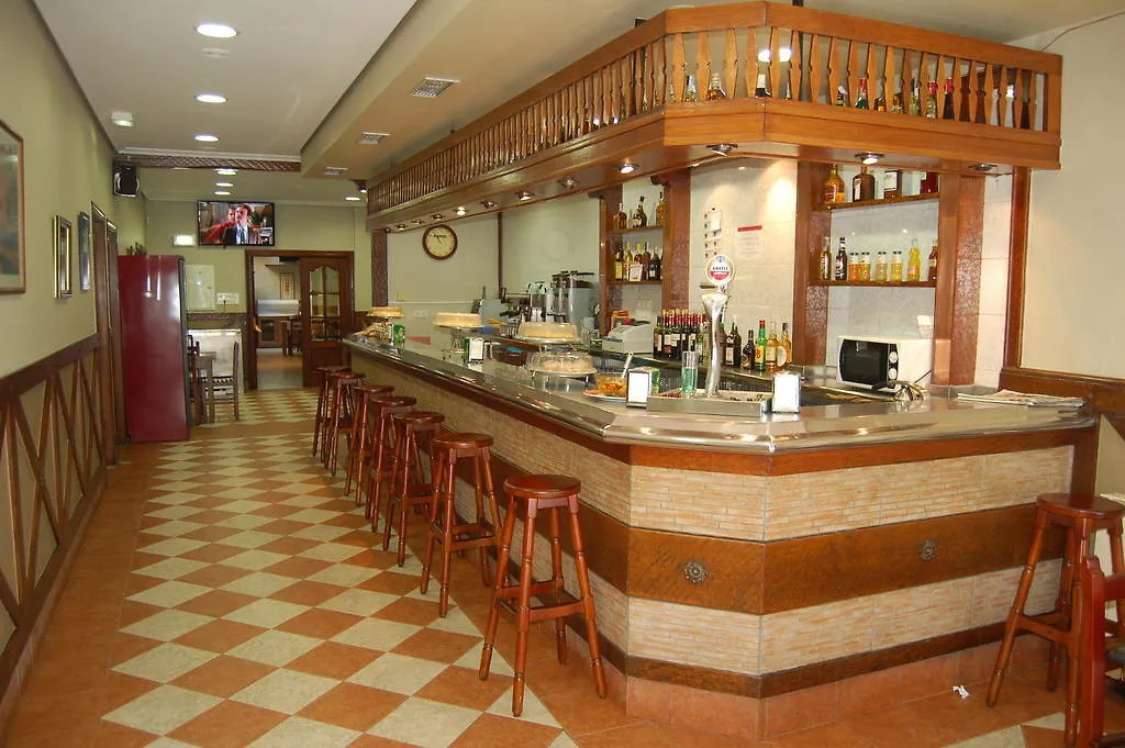 Bar Pensión Restaurante Bidasoa-1
